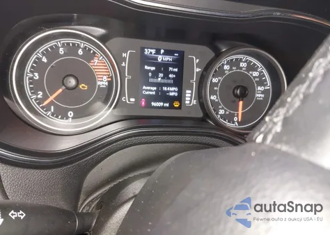 2019 Jeep Cherokee Latitude Plus 4X4 из США, поврежденный, VIN 1C4PJMLX6KD208455